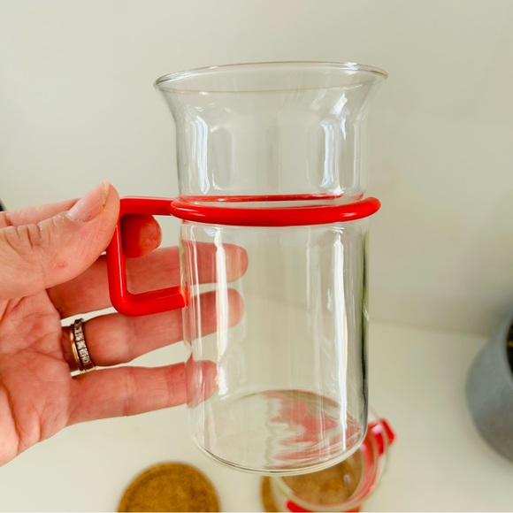 Vintage set of 2 red French press bistro coffee /tea mugs with cork coasters - Picture 6 of 10